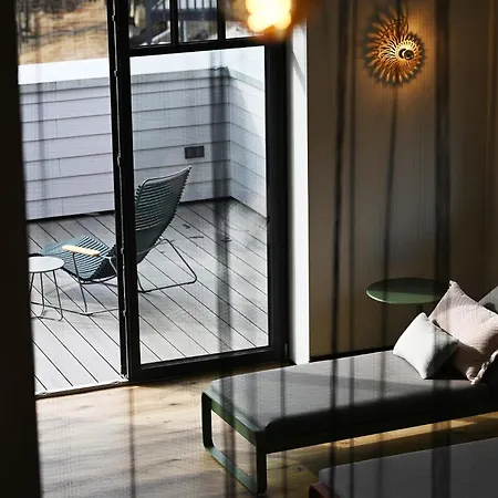 Binnendiek Haus 1 8 *